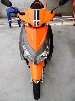 ขาย Click play เดิมๆ ส้มๆเลย สวบๆ