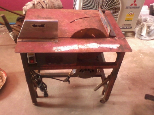 แท่นตัดอลูมิเนียมพร้อมใช้