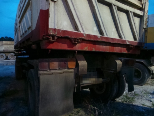 หางดั้ม SMM  สองเพลา ปี 2547  ทำสีใหม่ กระบะไม่ผุ