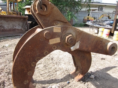 ขาย- งาคีบไม้ สำหรับติดรถขุด แบคโฮ มือสองเก่าญี่ปุ่น = 18,000 บาทเท่านั้นครับ ขาย- งาคีบไม้ สำหรับติดรถขุด แบคโฮ มือสองเก่าญี่ปุ่น = 18,000 บาทเท่านั้นครับ