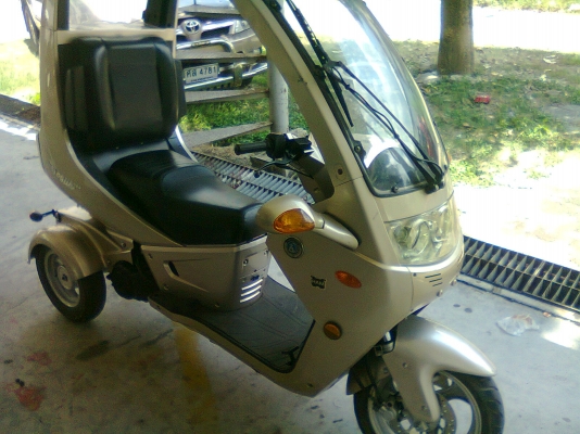 ขายมอเตอร์ไซด์ สกูสเตอร์ยักษ์ 3ล้อ 150cc มีหลังคา..ต่อรองได้ ต.ต่อมาเลย แรงๆๆหนักๆๆ