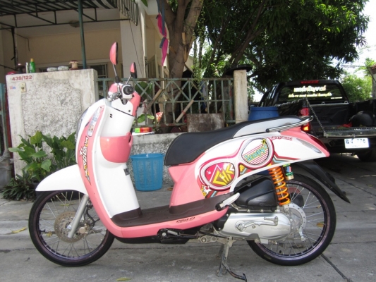 ยังไงก็ขาย สกูปี้ไอ ปี55 วิ่ง8000กว่าโล ชุดโอนครบ