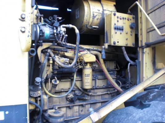 950F-2-4DJ2995รถตักล้อยางรถจอดที่(CSนวนคร)แล้วครับ