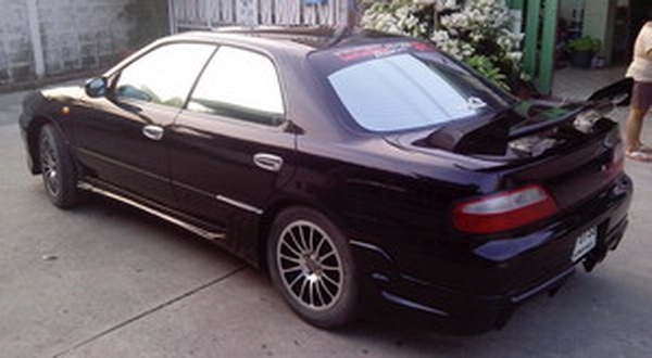 ขายnissan presea1.8 ปี96 แต่งรอบคัน 120000โทร080-7749109