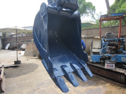 ขาย รถขุดเล็ก KOMATSU รุ่น PC20-5- แทร็กเหล็ก มือสองญี่ปุ่น