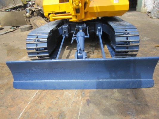 ขาย รถขุดเล็ก KOMATSU รุ่น PC20-5- แทร็กเหล็ก มือสองญี่ปุ่น