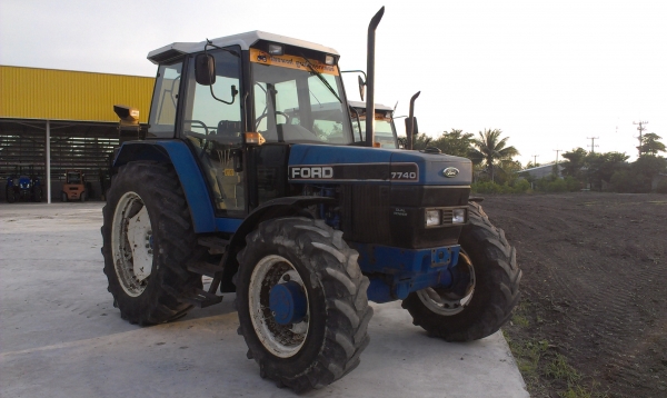 Ford 7740