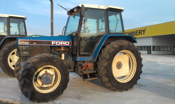 Ford 7740