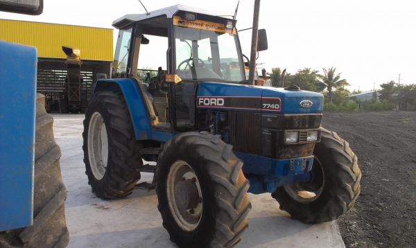 Ford 7740