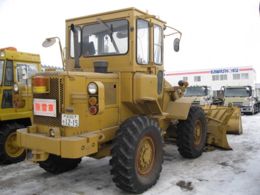 920-75J-06094รถตักล้อยางรถจอด(CSนวนคร)แล้วครับ