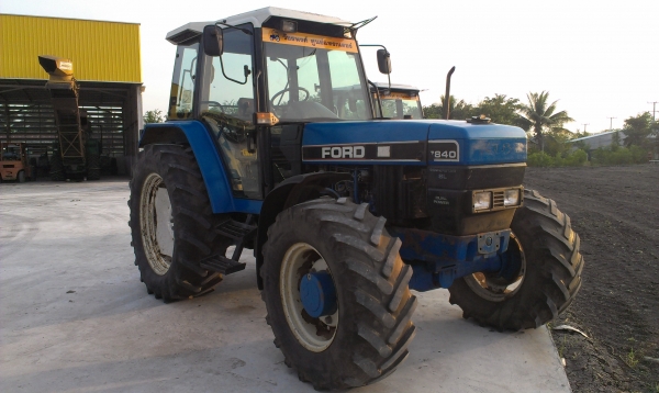 Ford 7840