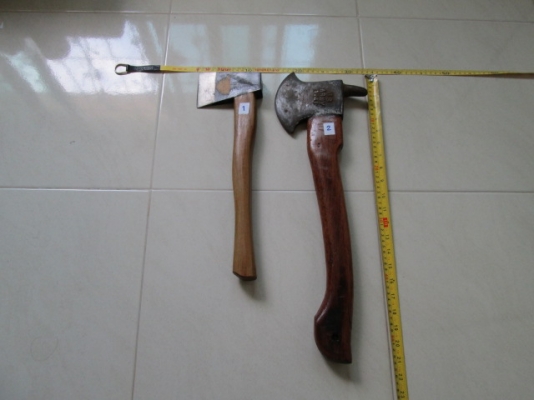 ขายขวาน 2เล่มครับ ขายขวาน 2เล่มครับ