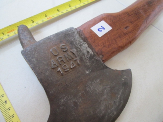 ขายขวาน 2เล่มครับ ขายขวาน 2เล่มครับ