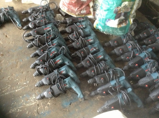 ขายสว่าน BOSCH และ HAMMER DRILL ตัวละ 700 บาท ขายสว่าน BOSCH และ HAMMER DRILL ตัวละ 700 บาท