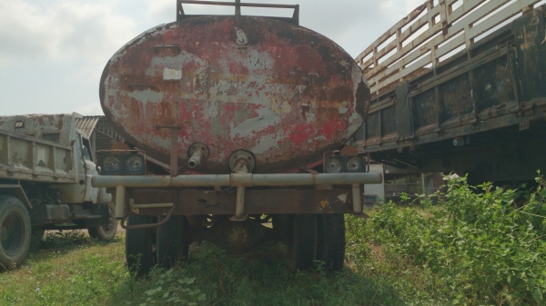 ขายรถน้ำอีซูซุหกล้อ ไม่มีทะเบียน เครื่อง DA120 เฟืองท้ายอีซูซุ