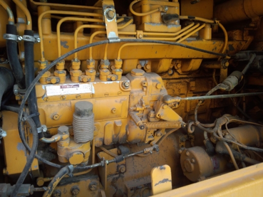 WA100-1-31196รถตักล้อยางตอนนี้รถจอดที่(CSนวนคร)ครับ