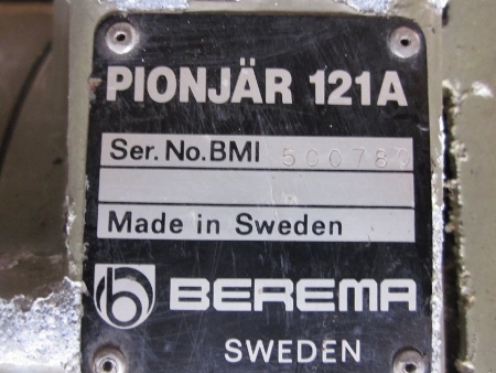 เครื่องแย็ก - เจาะปูน/ คอนกรีต แบบใช้น้ำมัน เครื่องยนต์เบนซิน พร้อมใช้งาน สะดวกใช้งานได้ทุกที่ ไม่ใช้ไฟฟ้า เครื่องแย็ก - เจาะปูน/ คอนกรีต แบบใช้น้ำมัน เครื่องยนต์เบนซิน พร้อมใช้งาน สะดวกใช้งานได้ทุกที่ ไม่ใช้ไฟฟ้า