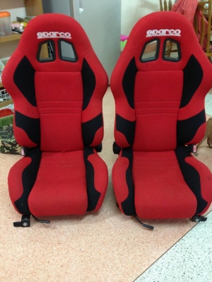 ขาย peugeot 206 เปิดประทุนงามๆราคารถถูก ขาย peugeot 206 เปิดประทุนงามๆราคารถถูก