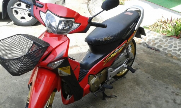 ขายเวฟ125sสตาร์ทมือเครื่องดีควันไม่ไหล