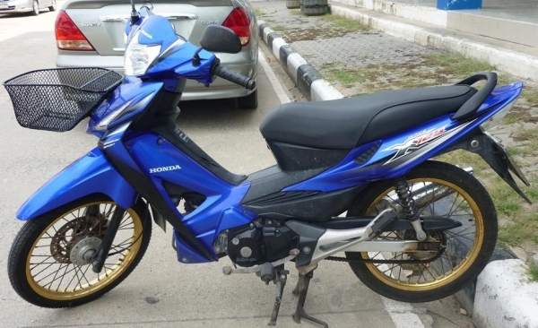 ขาย Honda waveX 125 cc หรือ wave125X
