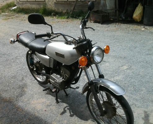 ขาย Yamaha Rx100  9,200  บ. คลาสสิค มีทะเบียน