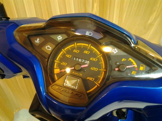 ขาย Click-i ตัวท็อป (ล้อแม็กซ์) คอมบายเบรค หัวฉีด สวยๆครับ