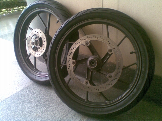 ขายแม็ก suzuki เรดเดอร์