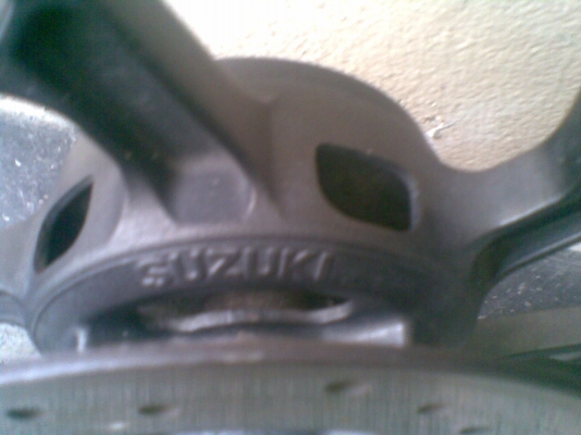 ขายแม็ก suzuki เรดเดอร์