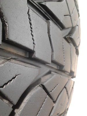 ขายยาง265/70/16 ปี 09 YOKOHAMA GEOLANDAR 1 ชุด ขายยาง265/70/16 ปี 09 YOKOHAMA GEOLANDAR 1 ชุด