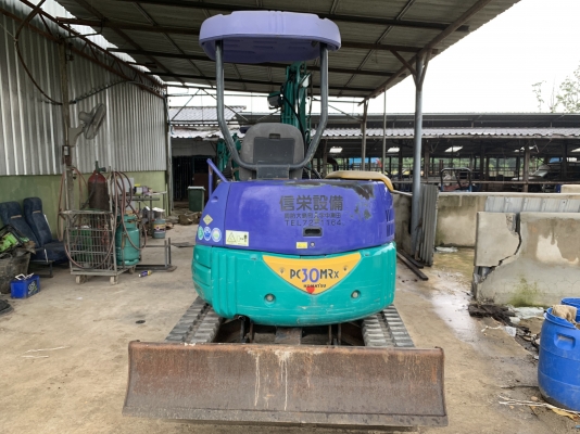 Komatsu pc30mr-1(บูมพิเศษด้วย)ติดหัวเจาะปูน+บุ๊งกี้ ฟรี ยังไม่เคยใช้ในไทย ชั่วโมง 3,000 สนใจโทร 086-1602189