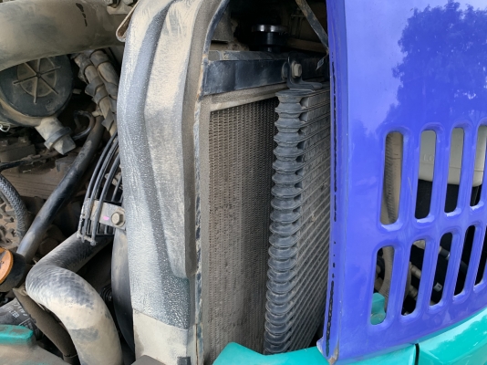 Komatsu pc30mr-1(บูมพิเศษด้วย)ติดหัวเจาะปูน+บุ๊งกี้ ฟรี ยังไม่เคยใช้ในไทย ชั่วโมง 3,000 สนใจโทร 086-1602189