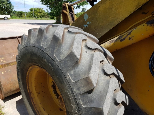 รถตัก KOMATSU 510 สนใจติดต่อ 081-6079515 line ID : 081-6079515 รถตัก KOMATSU 510 สนใจติดต่อ 081-6079515 line ID : 081-6079515