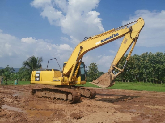 ขาย KOMATSU 200-7 ทำงาน 15,XXX ชม  รถพร้อมใช้