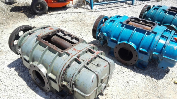 รูทโบลเวอร์อัดอากาศญี่ปุ่น UNOZAWA-GUMI JAPAN ขนาดใหญ่ ท่อ 8&rdquo; ใช้กับมอเตอร์ 75-100 HP