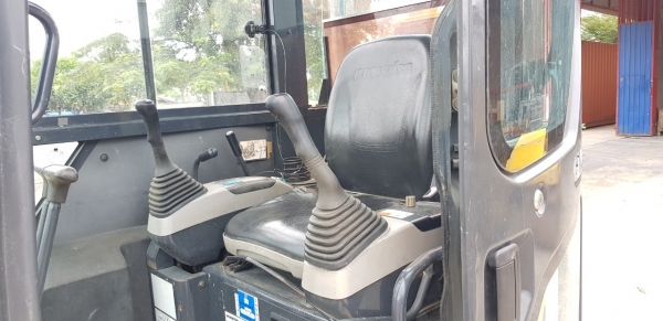 รถขุดโคมัสสุPC30MR2เก่าญี่ปุ่น