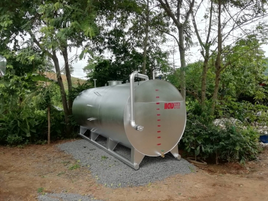 ขายถังน้ำมันใหม่ขนาด 10,000 ลิตร เหล็กหนา 4 มม.ผลิตเอง ราคาใบละ 40,000 บาท  ถังใหม่ผลิตเอง