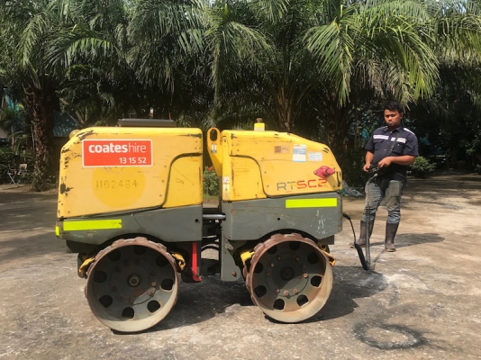 ขายรถบดDYNAPAC LP8501 เอวอ่อน บังคับ2ระบบ(ไร้สายได้) ดีเซล สตาร์ทไฟฟ้า สภาพเดิมๆจากญี่ปุ่น 185,000เท่านั้น!!