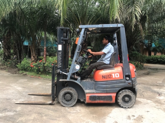 (ลดกระหน่ำ)ขายFORKLIFT TOTOTA รุ่น6FG10(1ตัน) สวยเดิมจากญี่ปุ่น ยังไม่เคยใช้ในไทย 115,000เท่านั้น!!