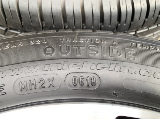 ล้อแม็ก Honda Jazz GK ขอบ 15 สีดำปัดหน้าเงา พร้อมยางน้องๆป้ายแดง 175-65-15 Michelin ปี 18 ล้อแม็ก Honda Jazz GK ขอบ 15 สีดำปัดหน้าเงา พร้อมยางน้องๆป้ายแดง 175-65-15 Michelin ปี 18