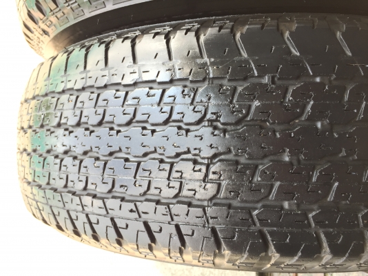 ขายบริสโตน.265/70/16ปี16 ยางมีป่ะไม่มีบวม โทร0879050181.จัดส่งได้ทั่วไทย