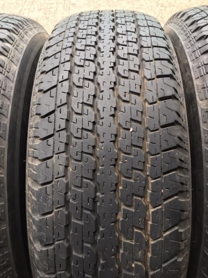 ขายบริสโตน.265/70/16ปี16 ยางมีป่ะไม่มีบวม โทร0879050181.จัดส่งได้ทั่วไทย