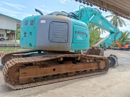 ขายจ้า..KOBELCO SK235SR. เก่านอกแท้  เดิมๆๆมีลายแย๊ก..สภาพสวย  พร้อมใช้  โทร 089-3818684  จ๊อย