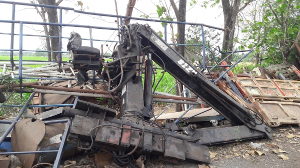 ขายเครนพับ HIAB ติดรถบรรทุก 10 ล้อ 91ZW 3 ปลอก 5ตัน พร้อมมือจับ ของเก่าติดรถญี่ปุ่น 084-5424150