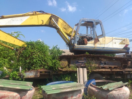 ขายด่วน KOBELCO SK200 MART III โซ่แผ่นสวย เครื่องฟิตใหม่ ช่วงล่างทำใหม่ เช็กไว้ไม่ได้ใช้นาน ขายตามสภาพ สนใจสอบถาม 093-0764943  K ตั้ม