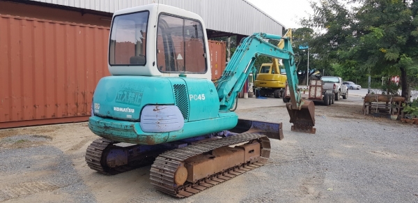 รถขุดโคมัสสุPC45-1เก่าญี่ปุ่น รถขุดโคมัสสุPC45-1เก่าญี่ปุ่น