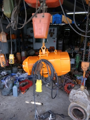 ติดตั้งระบบรวมถึงอุปกรณ์ยกทุกชนิด อาทิ รอกโซ่ไฟฟ้า รอกสลิงไฟฟ้า เครน