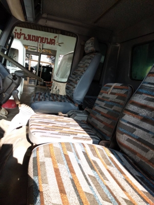 หัวรถฮีโน่ สภาพสวย มีอุปกรณ์ครบ ราคา 89000 สนใจติดต่อคุณเอ 087-049-9962 หัวรถฮีโน่ สภาพสวย มีอุปกรณ์ครบ ราคา 89000 สนใจติดต่อคุณเอ 087-049-9962