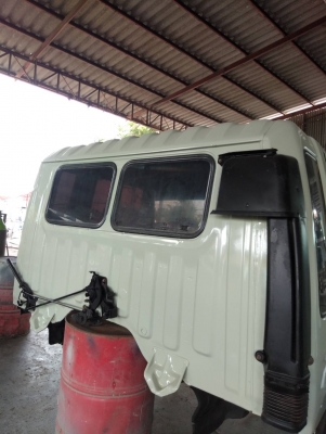 หัวรถฮีโน่ สภาพสวย มีอุปกรณ์ครบ ราคา 89000 สนใจติดต่อคุณเอ 087-049-9962 หัวรถฮีโน่ สภาพสวย มีอุปกรณ์ครบ ราคา 89000 สนใจติดต่อคุณเอ 087-049-9962