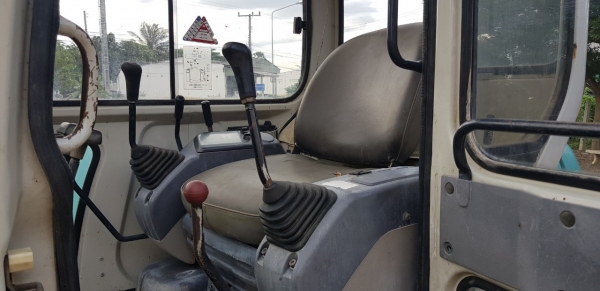 รถขุดโคมัสสุPC45-1เก่าญี่ปุ่น รถขุดโคมัสสุPC45-1เก่าญี่ปุ่น