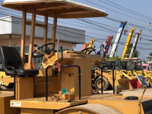 ขายรถบด 3 ล้อ DYNAPAC CS12 นำเข้าเองจากญี่ปุ่น สภาพสวยพร้อมใช้ มีVDOการทำงานครับ